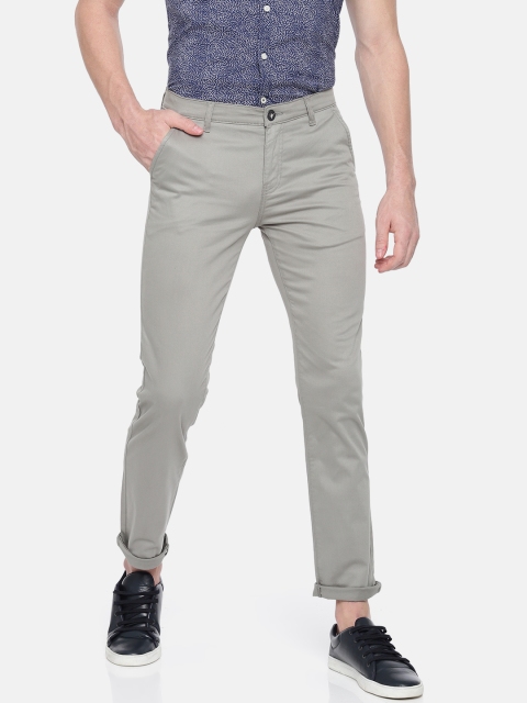 

Pepe Jeans Men Grey Slim Fit Solid Chinos