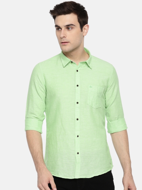 

Pepe Jeans Men Green Regular Fit Solid Casual Shirt