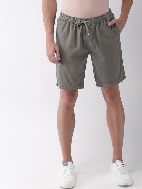 

Mast & Harbour Men Grey Solid Regular Fit Chino Shorts