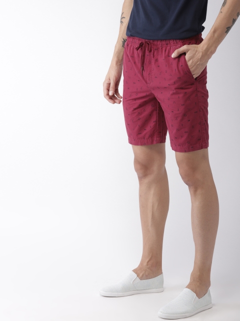 

Mast & Harbour Men Maroon Printed Regular Fit Regular Shorts