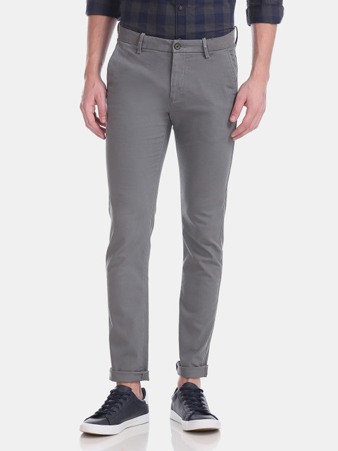 

Arrow Sport Men Grey Regular Fit Solid Chinos