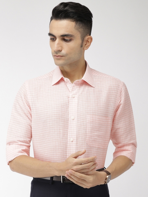 

Arrow Men Peach-Coloured & White Regular Fit Checked Formal Shirt
