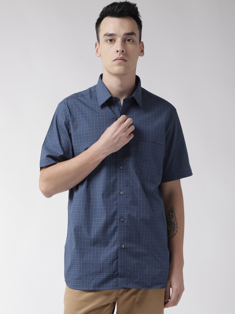 

Arrow Men Navy Blue & White Regular Fit Checked Casual Shirt