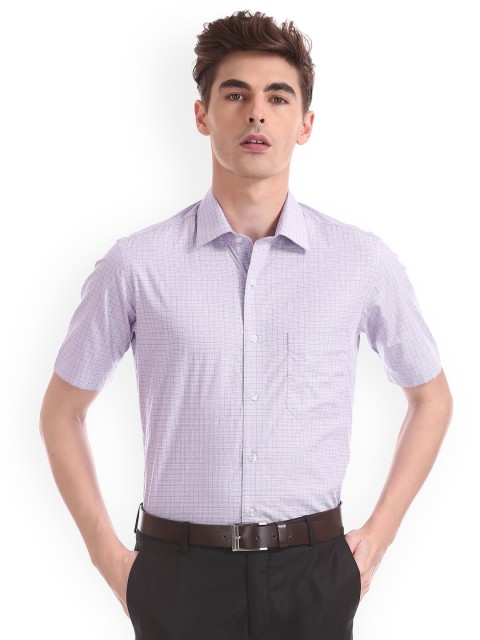 

Arrow Men Purple Regular Fit Solid Formal Shirt