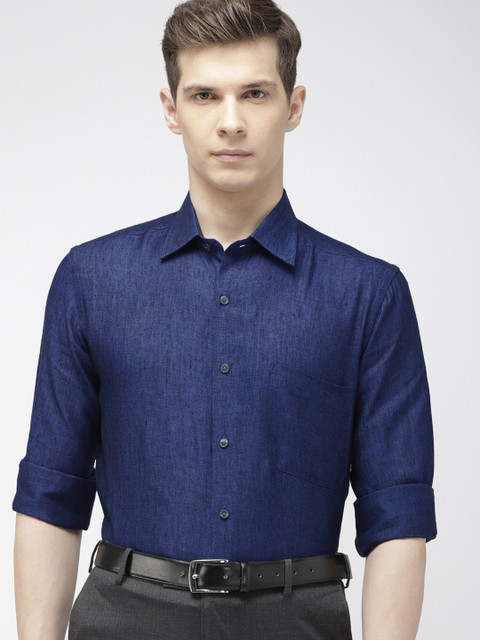 

Arrow Men Blue Regular Fit Solid Formal Sustainable Shirt