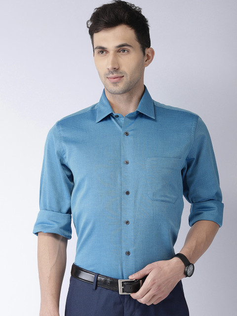 

Arrow Men Blue Regular Fit Self Design Formal Shirt