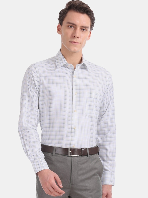 

Arrow Men Green Tartan Checked Slim Fit Formal Shirt