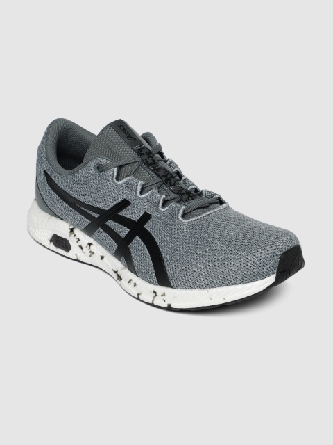 

ASICS Men Grey & Black HyperGEL-YU Running Shoes