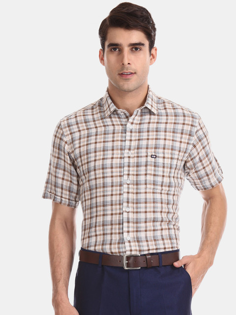 

Arrow Sport Men Off-White & Brown Regular Fit Checked Casual Shirt