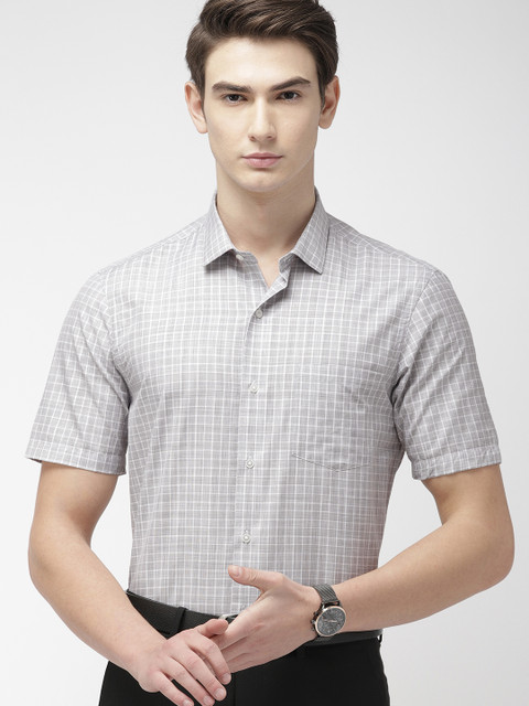 

Arrow New York Men White & Grey Slim Fit Checked Formal Shirt