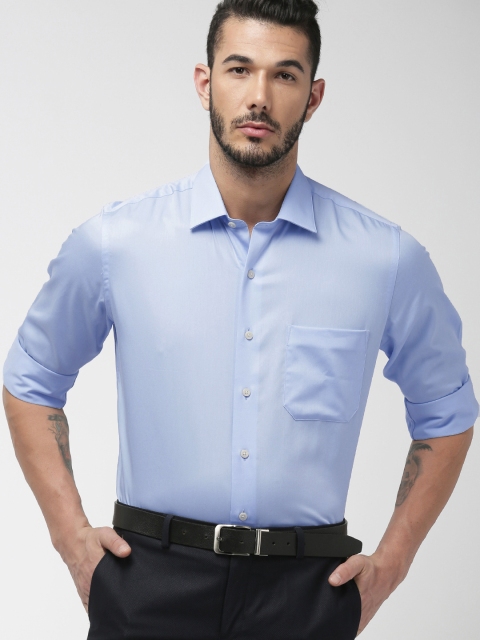 

Arrow Men Blue Regular Fit Solid Formal Shirt