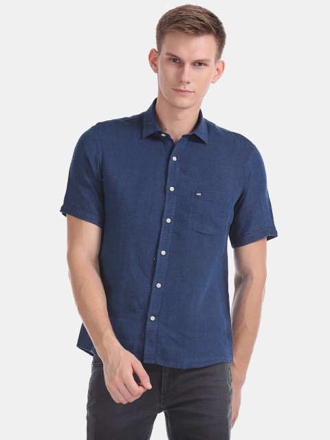

Arrow Sport Men Navy Blue Linen Regular Fit Solid Casual Shirt