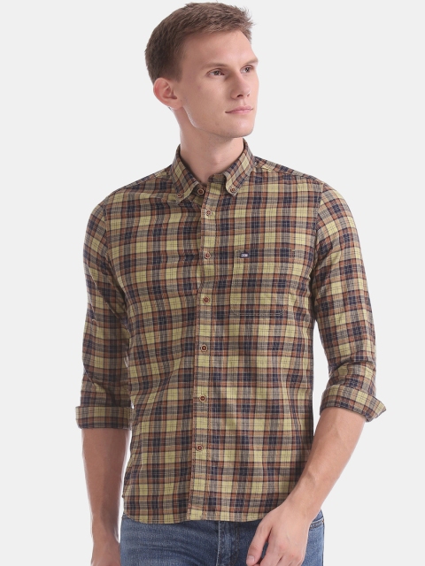 

Arrow Sport Men Beige & Navy Blue Slim Fit Checked Casual Shirt