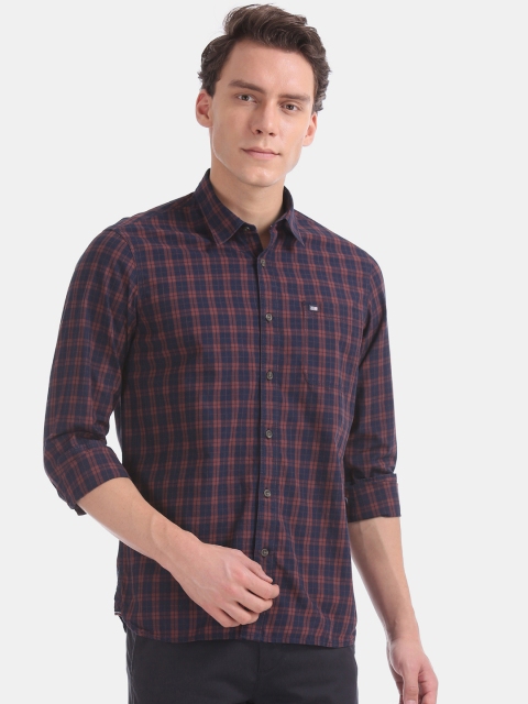 

Arrow Sport Men Navy Blue & Brown Slim Fit Checked Casual Shirt