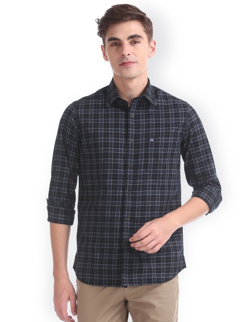 

Arrow Sport Men Black Regular Fit Checked Casual Shirt