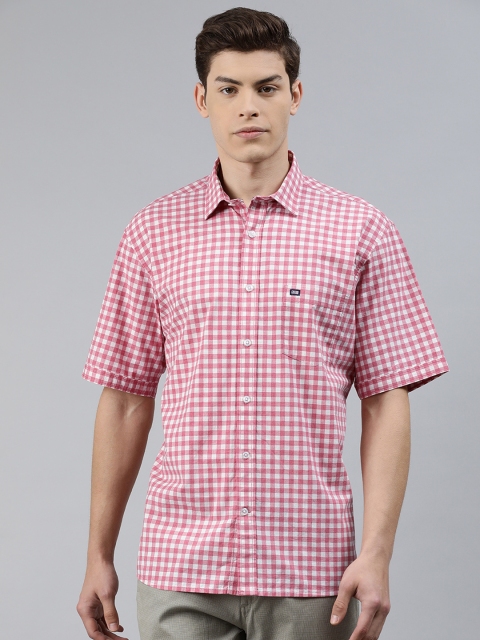

Arrow Sport Men Pink & White Regular Fit Checked Casual Shirt