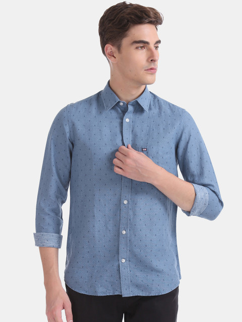 

Arrow Sport Men Blue Slim Fit Micro Ditsy Printed Casual Shirt