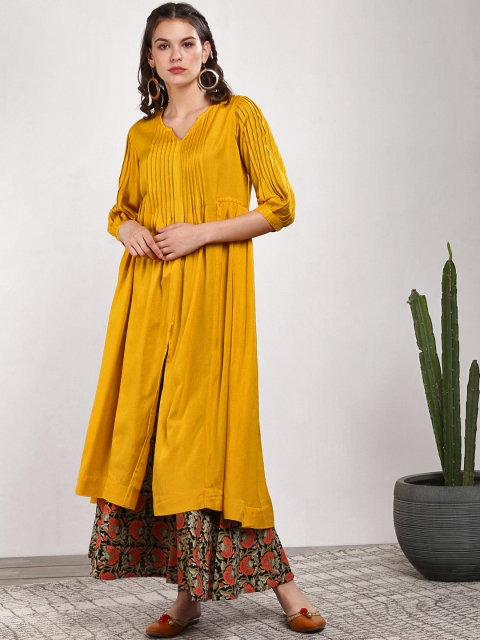 

Sangria Women Yellow Printed Kurta with Palazzos