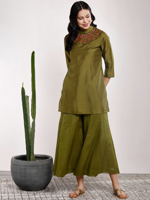 

Sangria Women Olive Green Solid Kurti with Palazzos