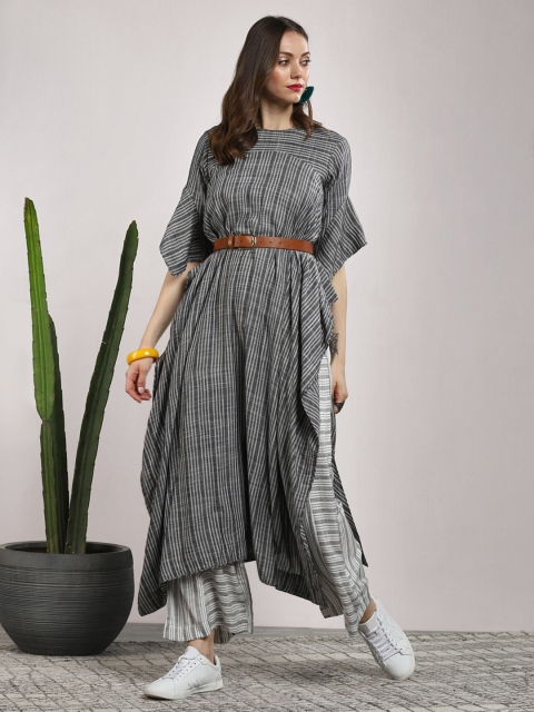 

Sangria Women Grey Printed Kurta with Palazzos