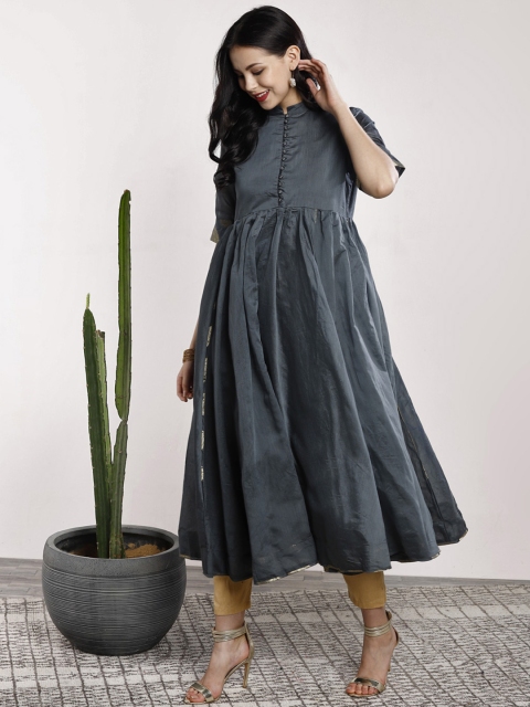 

Sangria Women Grey Solid Textured Anarkali Kurta