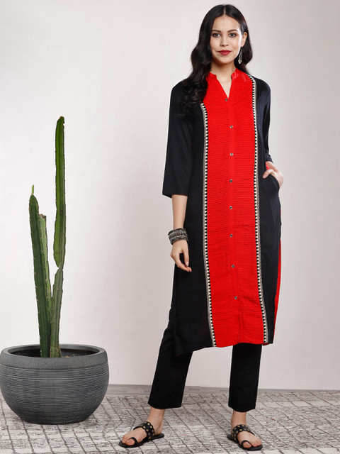 

Sangria Women Black & Red Colourblocked Straight Kurta
