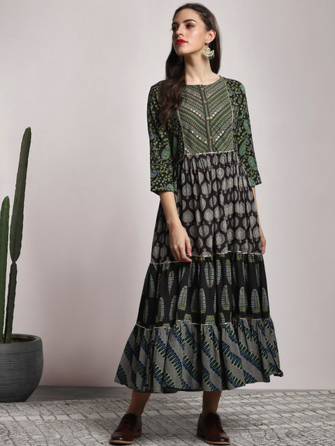 

Sangria Women Black & Green Printed Anarkali Kurta
