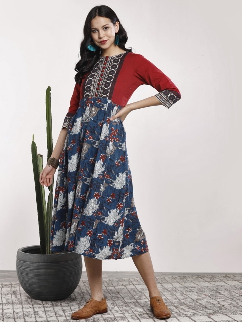 

Sangria Women Navy Blue & Red Printed A-Line Dress