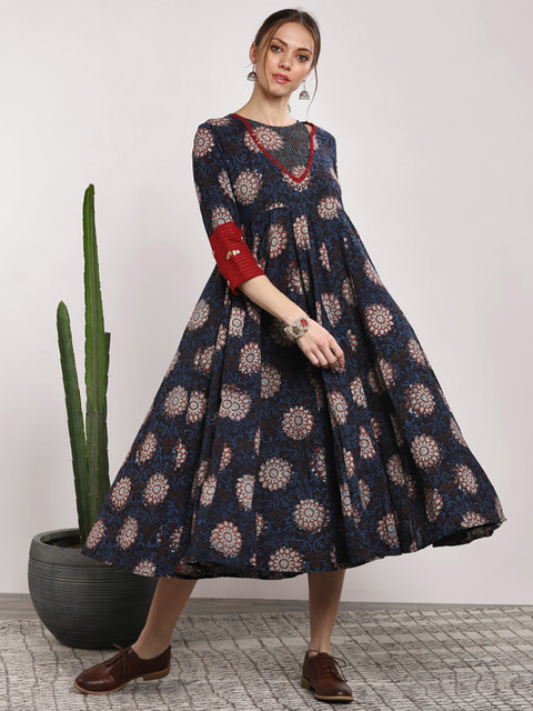 

Sangria Women Black Printed A-Line Dress