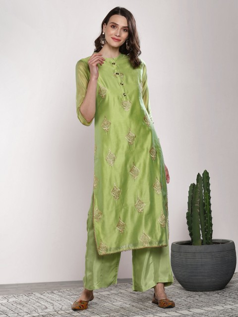 

Sangria Green Embroidered Chanderi Straight Kurta With Palazzo & Net Dupatta