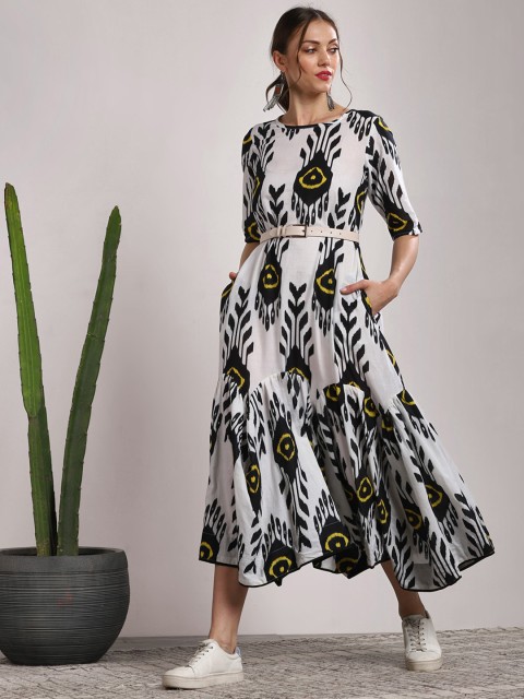 

Sangria Women White & Black Printed A-line Dress