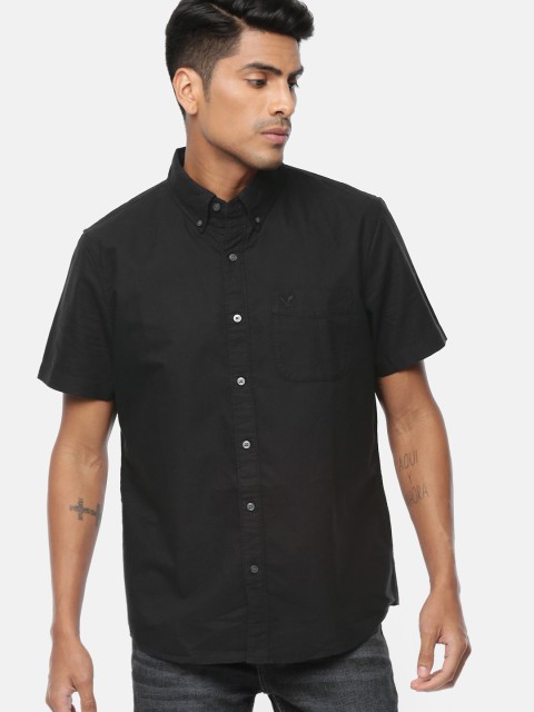 

AMERICAN EAGLE OUTFITTERS Men Black Regular Fit Solid Casual Shirt