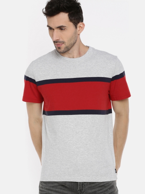 

AMERICAN EAGLE OUTFITTERS Men Grey Melange & Red Colourblocked Round Neck T-shirt