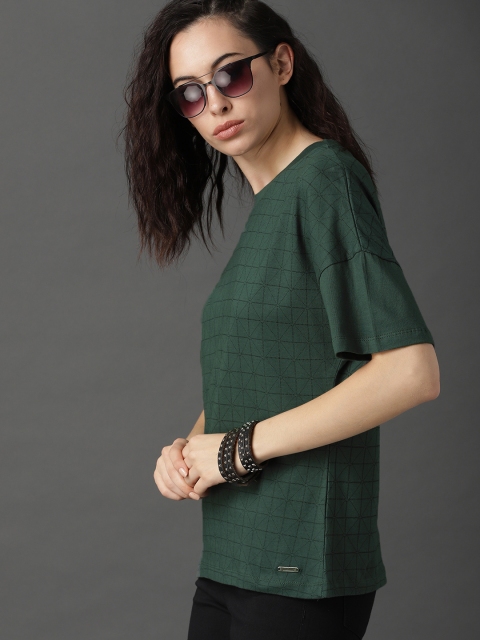 

Roadster Women Olive Green Printed Round Neck Pure Cotton T-shirt
