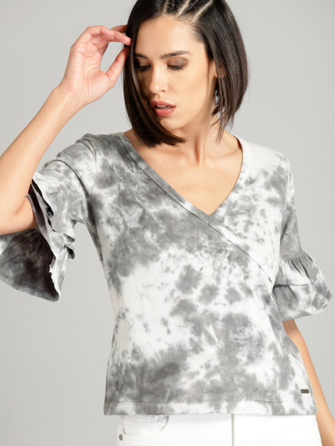 

Roadster Women Grey Dyed Top