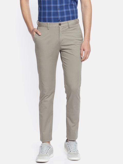 

U.S. Polo Assn. Men Grey Slim Fit Solid Chinos