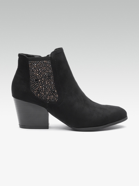 

Carlton London Women Black Solid Heeled Boots