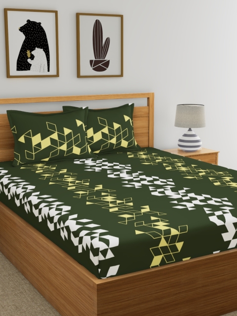 

Dreamscape Green Yellow Geometric Flat 144 TC Cotton 1 Queen Bedsheet with 2 Pillow Covers