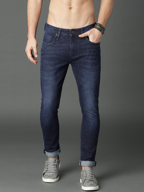 

Roadster Men Blue Slim Fit Mid-Rise Clean Look Stretchable Jeans