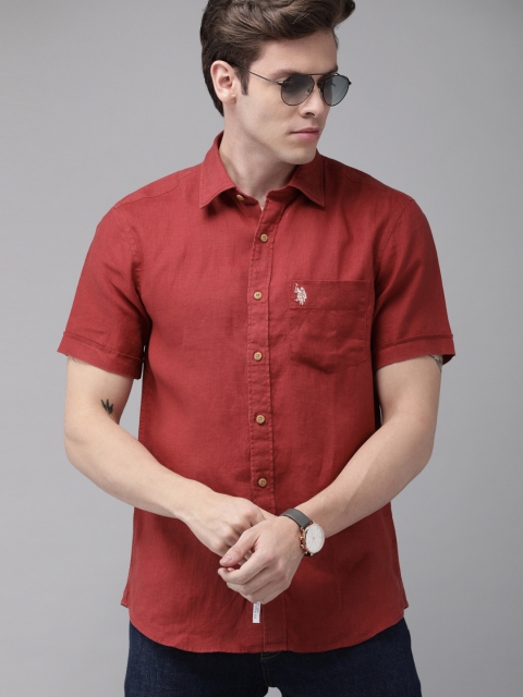 

U.S. Polo Assn. Men Maroon Tailored Fit Solid Casual Linen Shirt