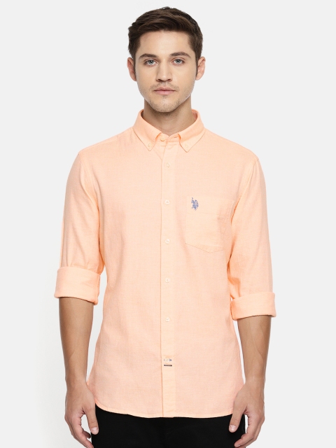 

U.S. Polo Assn. Men Peach-Coloured Tailored Fit Self Design Casual Shirt