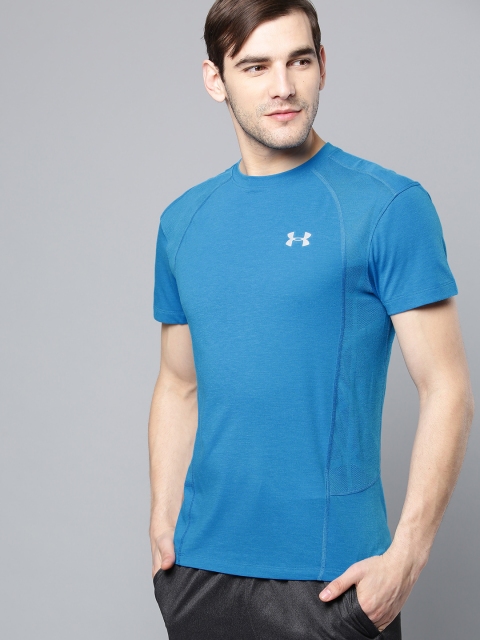 

Under Armour Men Blue Solid Swfyt T-shirt