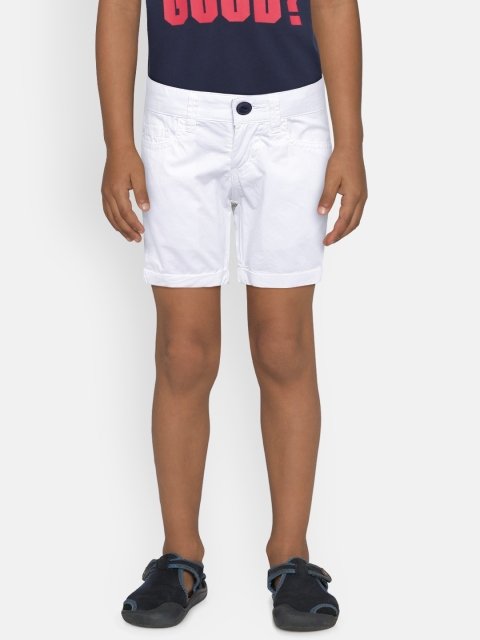 

Pepe Jeans Boys White Solid Regular Fit Shorts