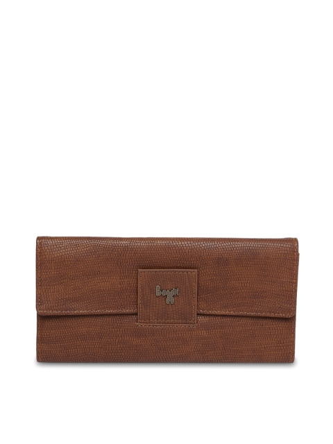 

Baggit Women Mustard Brown Textured Wallet