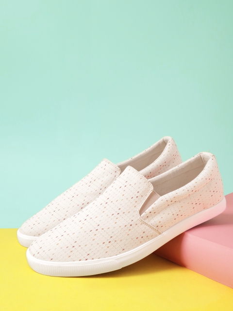 

Kook N Keech Men Off-White Slip-On Sneakers