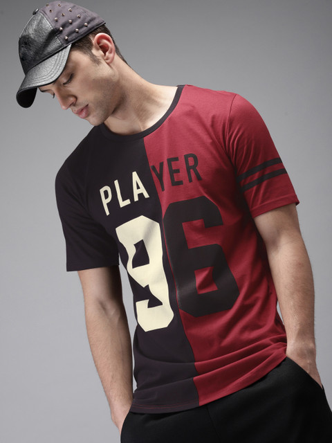 

Moda Rapido Men Black & Maroon Printed Round Neck Longline T-shirt