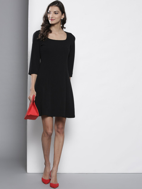 

DOROTHY PERKINS Women Black Solid Fit and Flare Dress