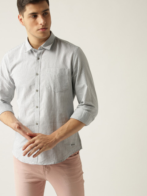 

ESPRIT Men White & Grey Slim Fit Striped Casual Shirt