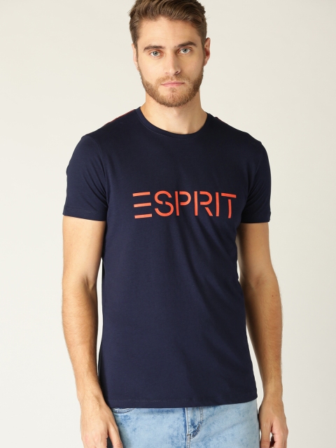 

ESPRIT Men Navy Blue Solid Round Neck T-shirt