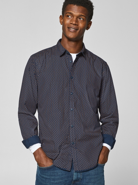 

ESPRIT Men Navy Blue & Mustard Yellow Slim Fit Printed Casual Shirt